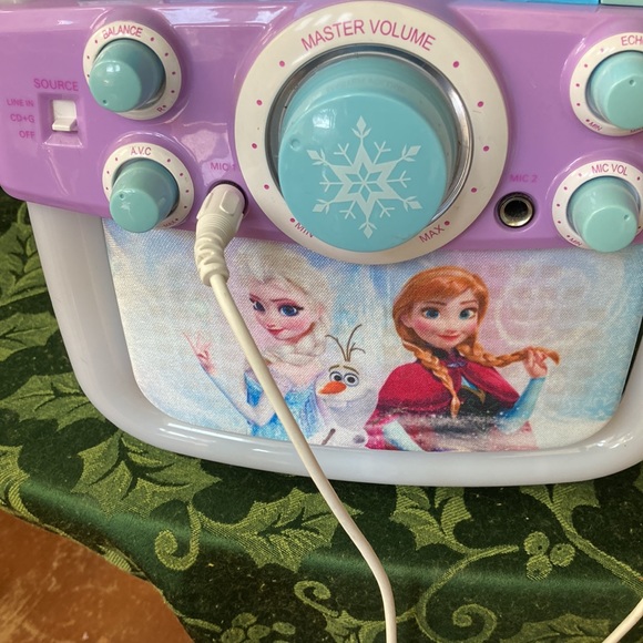 Disney Portable Audio & Video Disney Frozen Flashing Lights Karaoke